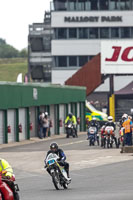 Vintage-motorcycle-club;eventdigitalimages;mallory-park;mallory-park-trackday-photographs;no-limits-trackdays;peter-wileman-photography;trackday-digital-images;trackday-photos;vmcc-festival-1000-bikes-photographs